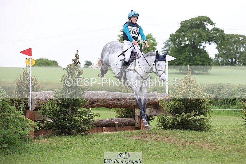 240525-164104-18152 - 266-CAPADOTIA_Z-Eliane_Lovell