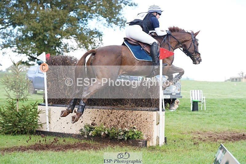 231021-161730-20702 - 564-JANA.DE.CAVAIGNAC-Rosie.Kendall-SC+XC