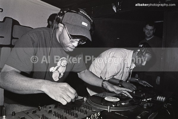 05 j-rocc  madlib - Friends-&-Family @ the-roadhouse 07.02.04