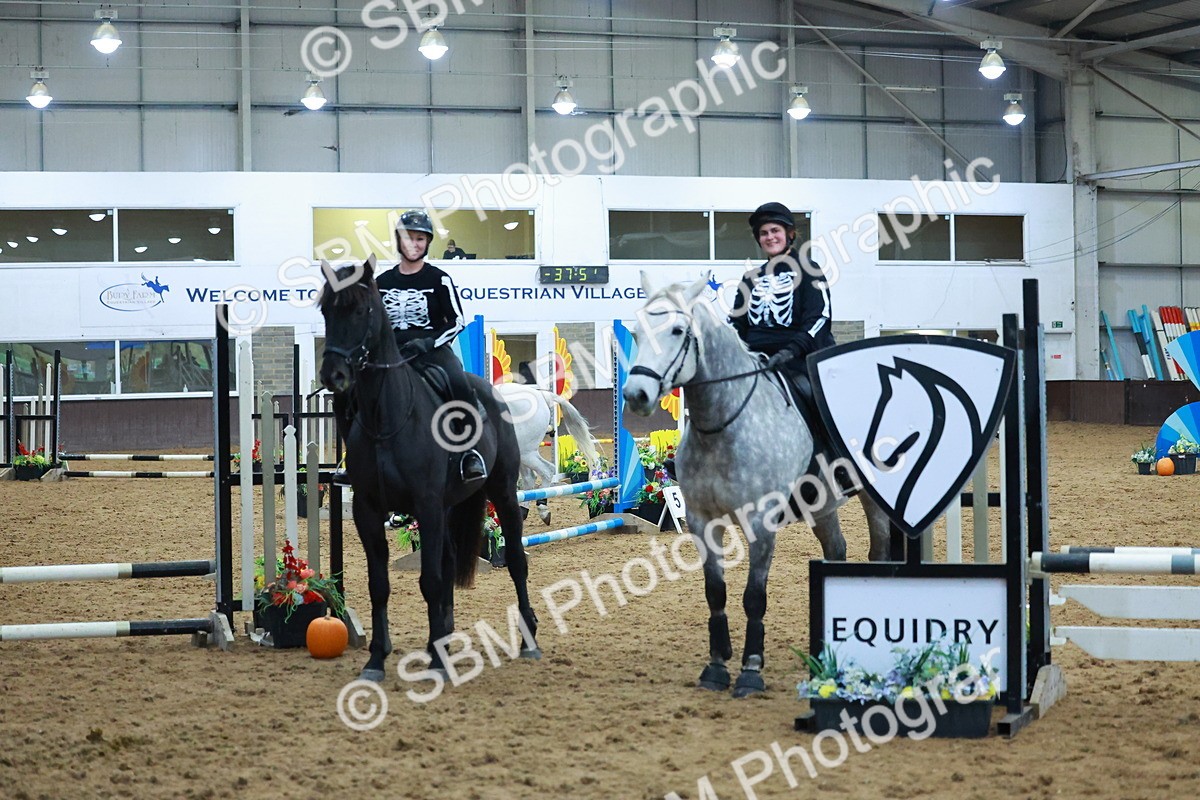 SBM_003319 - Class 4 - Pairs