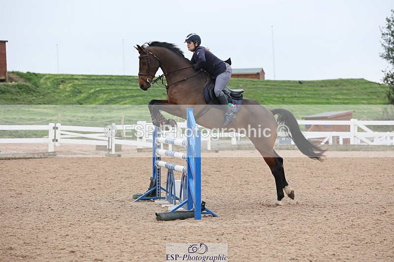 241101A-121145-01664 - FRI Cls 5 Newcomers and 1.10m Open