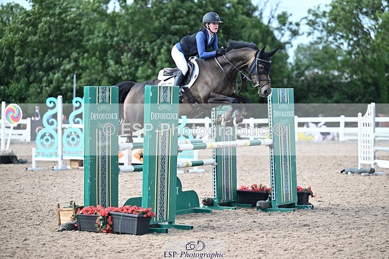 260627-174443-05830 - Cls 27 Foxhunter and 1.10m