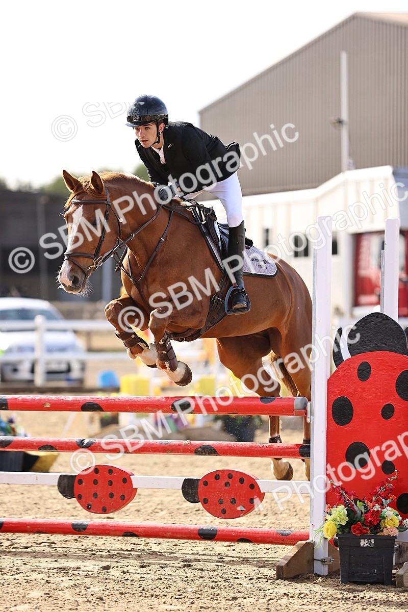 SBM_009141 - Class 7 - Senior Discovery - 1.00m Open