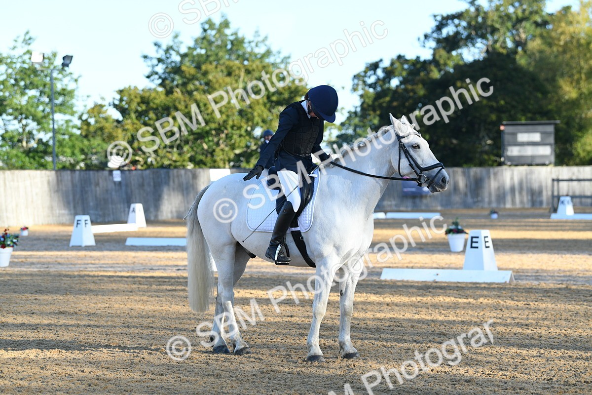 SBM_14269 - D4 - Small Tour Championship - Intro B