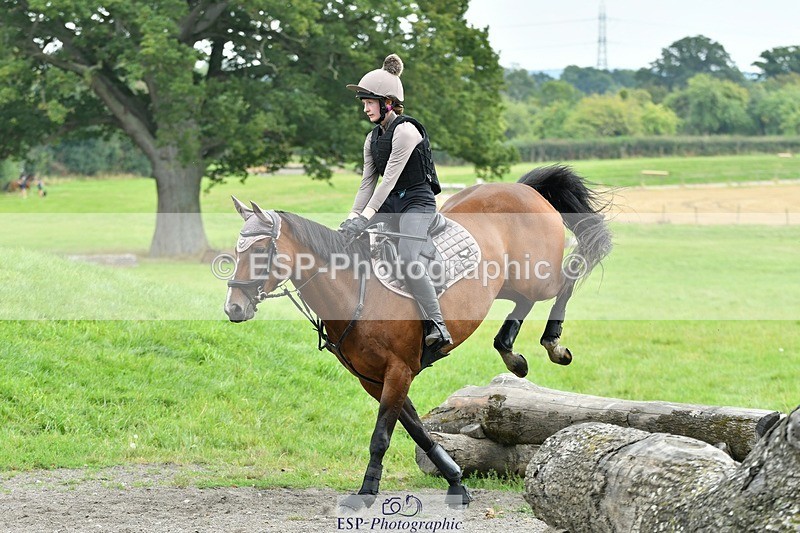 230817-131649-00872 - Theo's 1st Group - XC