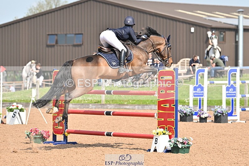 240512A-102739-17267 - Cls 48 National 1.30m Open