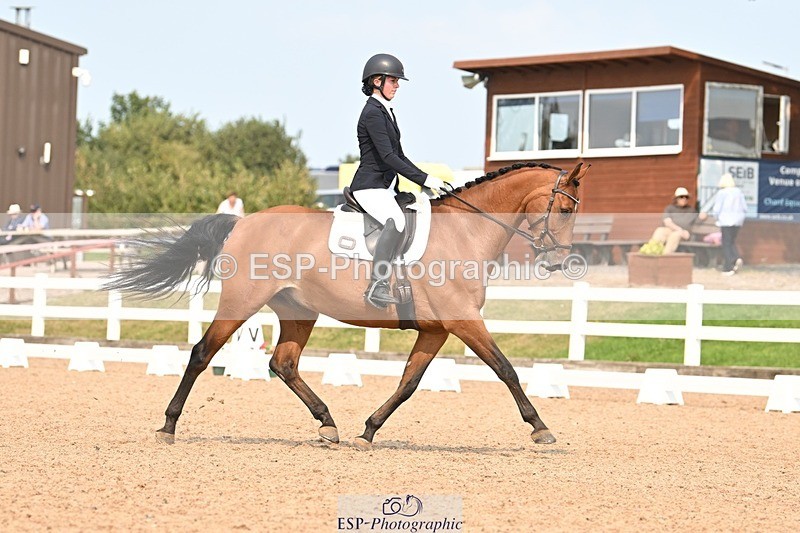 250816-151027-06110 - 128-Eleanor.RobinsonSky.Point