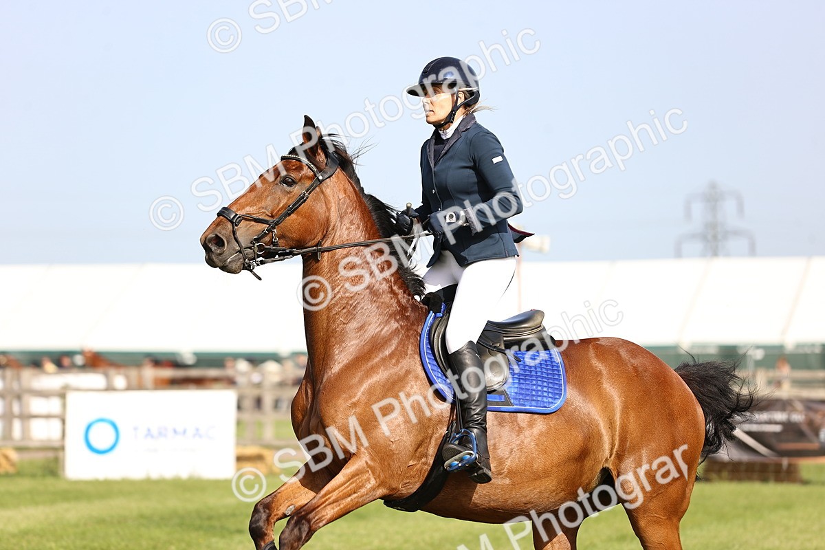 SBM_01249 - Class 200 - Martin Grant Homes Welcome Stakes 1.25m Open