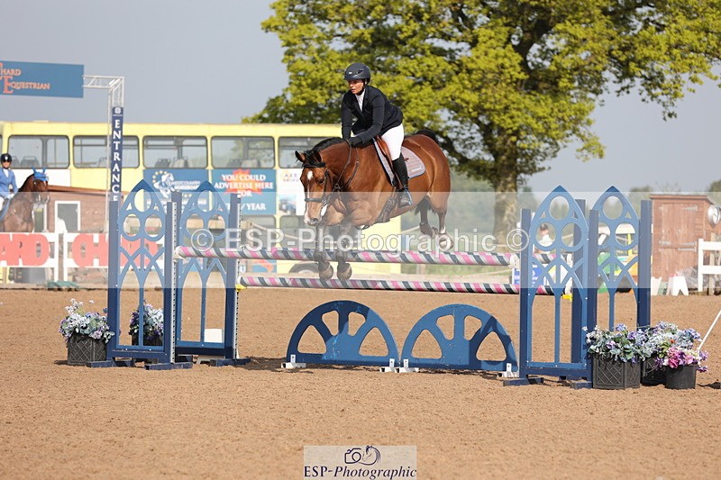 240511A-091941-11021 - Cls 32 Foxhunter