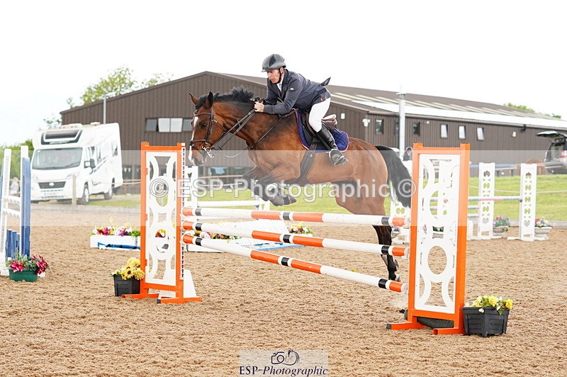 240526A-112640-07798 - Cls 26 Chard Equ 1.05m and 1.10m Grand Prix