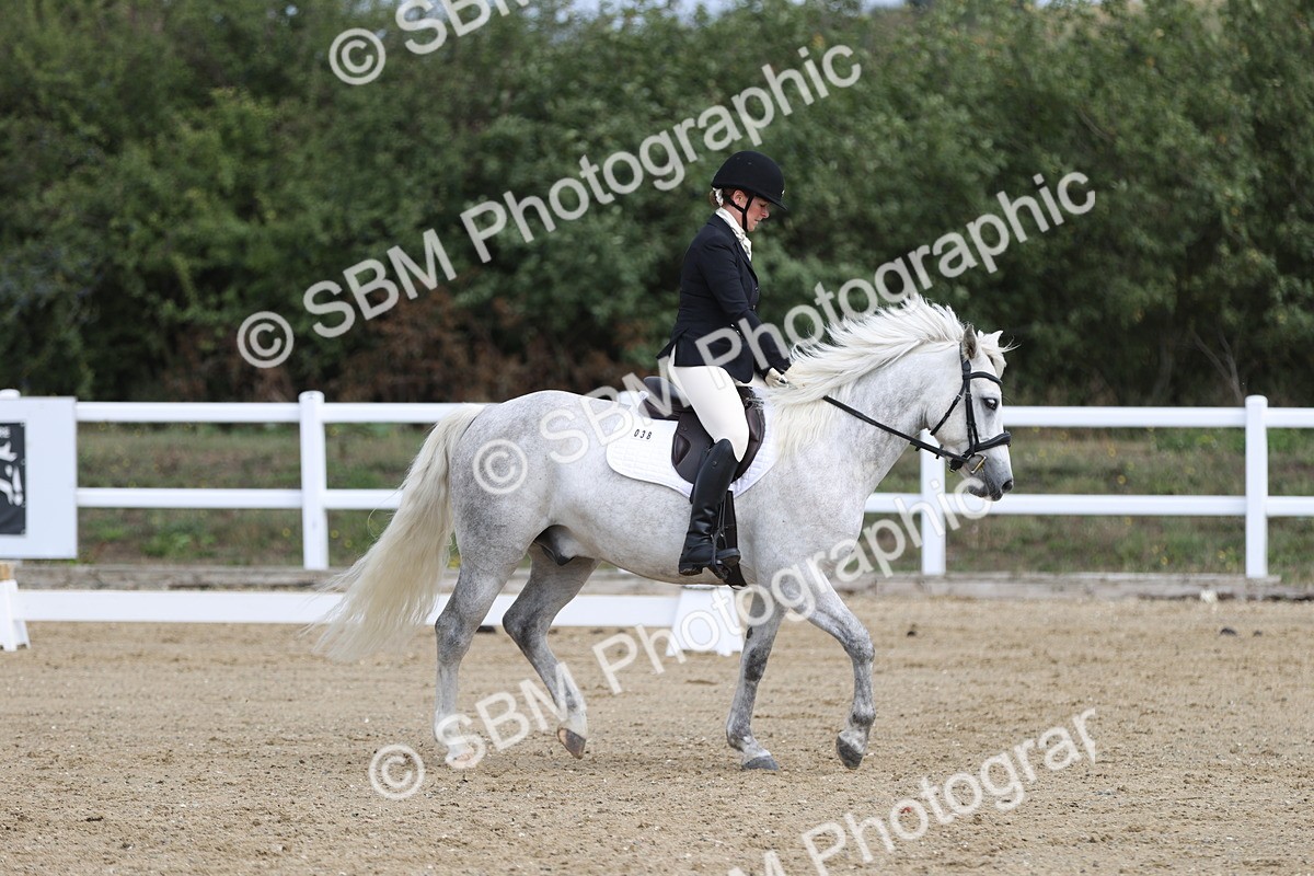 SBM_001472 - Class 2 - Intro 4 Champs - 10.56-11.44
