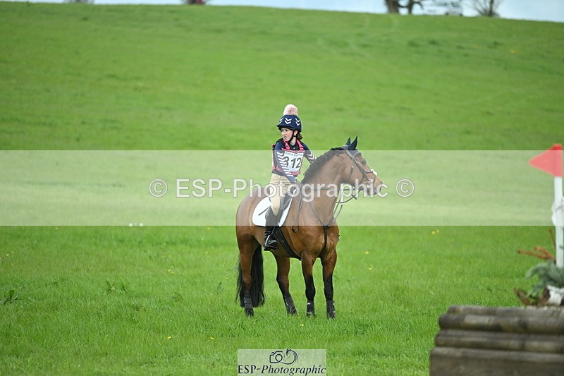 250419-150405-12113 - 812-Emilia.Kangurs-HOLLYWOOD.COMMANDER.IN.CHIEF