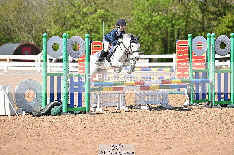 240504A-154046-02640 - Cls 22 & 23 Stepping Stones 128cm & 138cm & Under11's