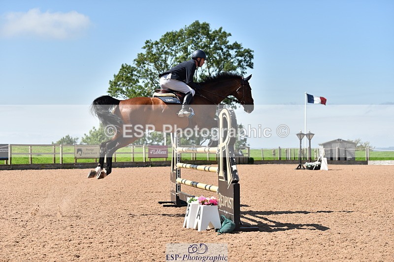 230810A-114912-00959 - Cls 9 Foxhunter