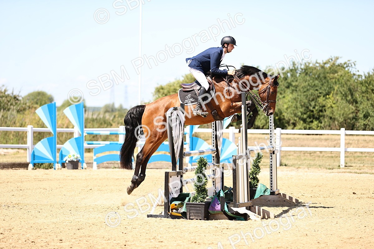 SBM_014789 - Class 15 - Senior Newcomers - 1.10m Open