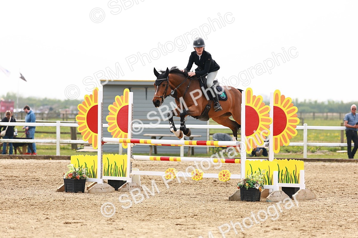  - Class 18 - Senior Newcomers - 1.10m