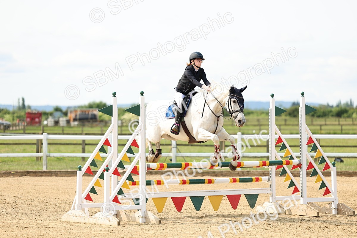 SBM_004239 - Class 16 - Senior British Novice - 90cm