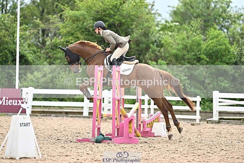 240514A-163236-00066 - 70cm