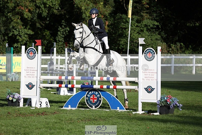 231022-153815-29861 - 401-SASSY.BIRD-Jemima.Haslam-TrotUp+SJ