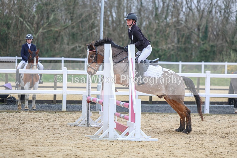 3E7A8103 - Class 11: Junior 70cm