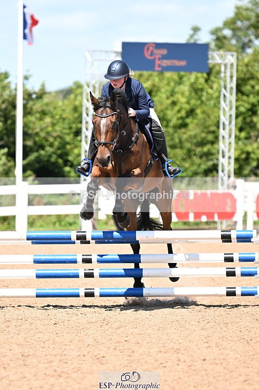 240728A-122403-08512 - Cls 32 85cm Amateur Qualifier