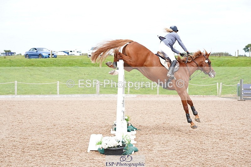 240915A-151416-10825 - Cls 28 Chard Sept GP Jump Off