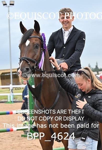 BPP_4624 - CLASS 5 WED Redpost Equestrian Senior Foxhunter/1.20m Open