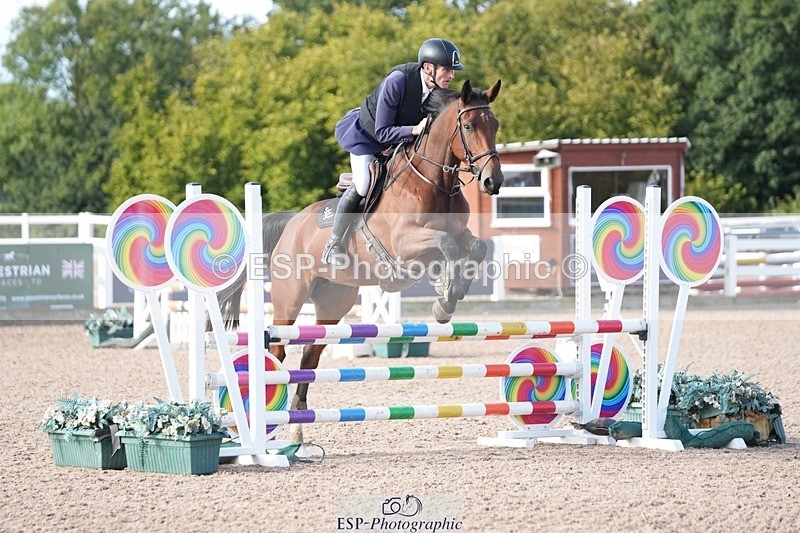250912-094241-03427 - Cls 21 Snr British Novice and 90cm Open