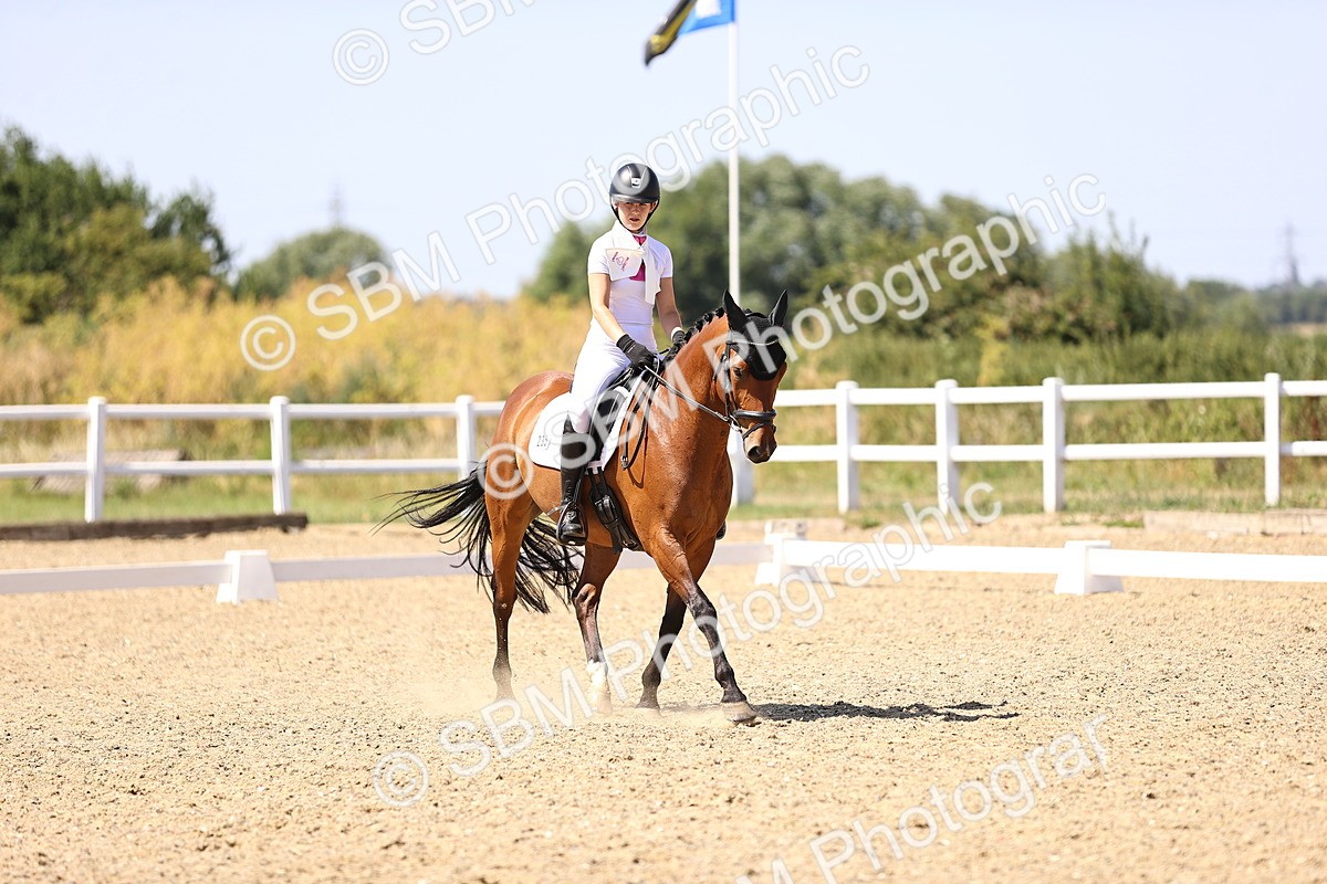 SBM_012378 - Novice 5 - 13.05-14.36