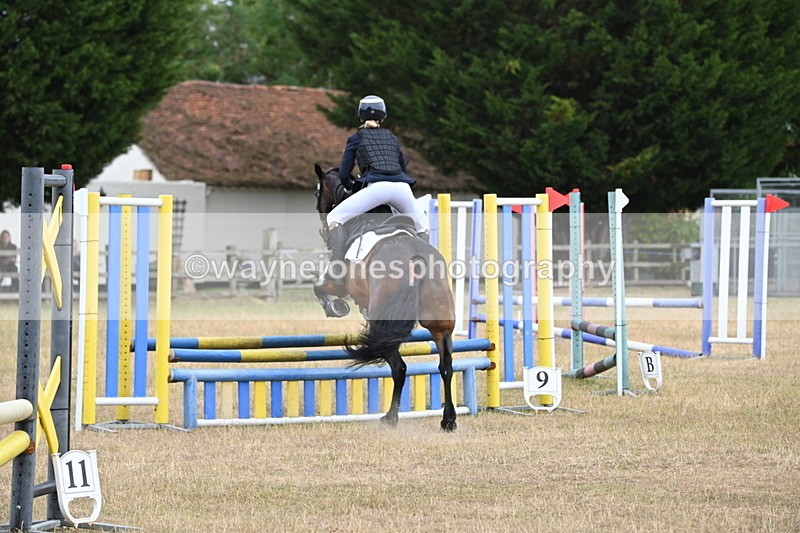 WJ6_0939 - Class 14 Intermediate Jumping 75cm