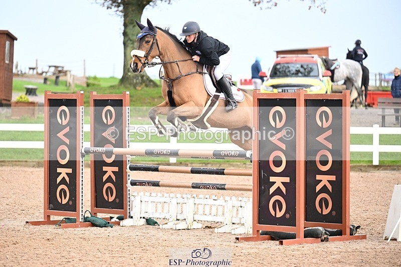 251105-132525-00693 - Cls 04 Newc & 1.10m Open