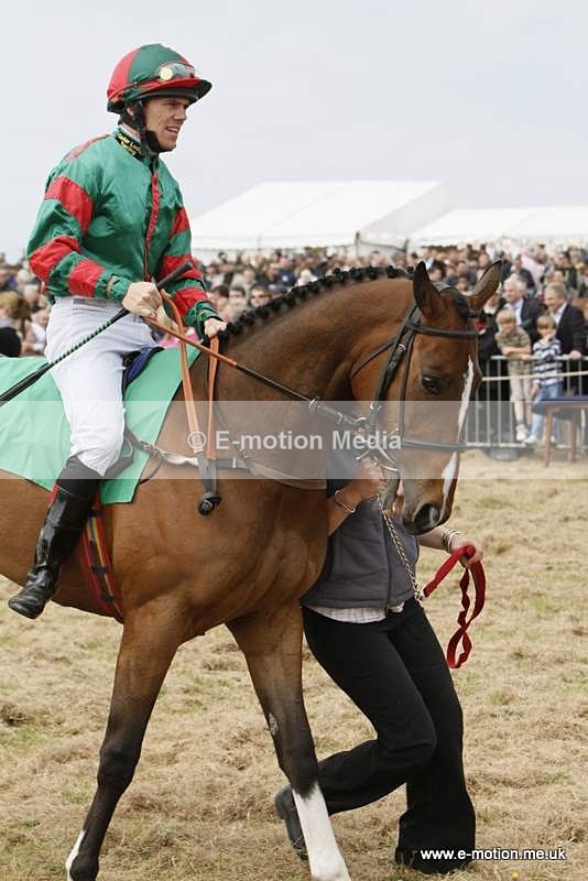  GRD 030510 44 - Guernsey Race Day 03/05/10