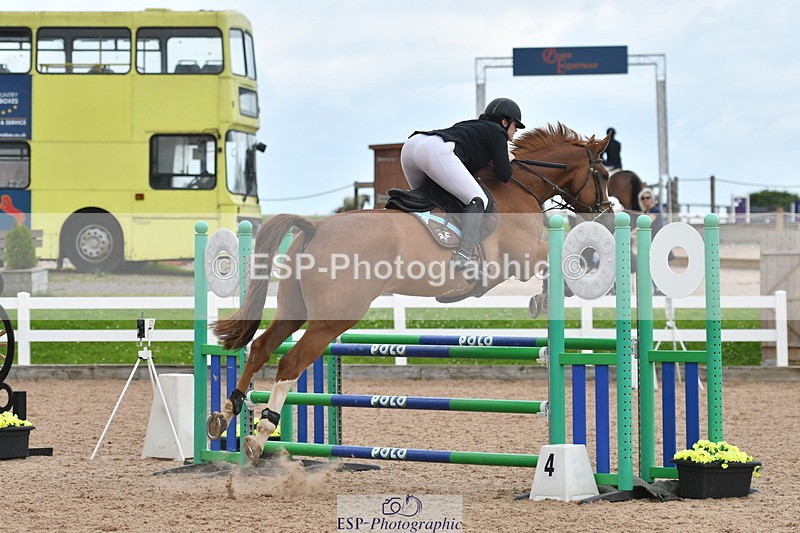 240727A-160256-06531 - Cls 24 1.05m Amateur Qualifier