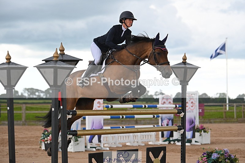 230721A-112405-05636 - Cls 6, 2 Star Medium 1.35m