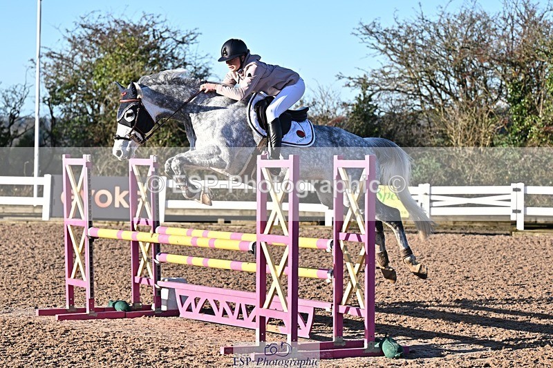 251203-102001-00113 - Cls 1 British Novice and 90cm Open