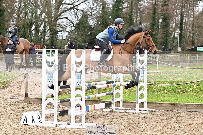 250201A-112158-00389 - Cls 02 Local Horse 100cm