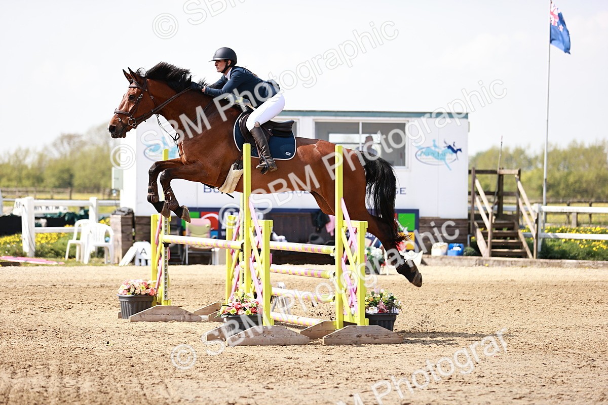  - Class 23 - Senior 1.05m