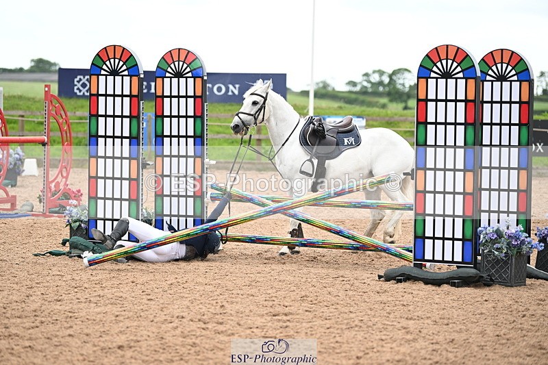 240630A-133813-13789 - Cls 25 HOYS 138cm Qualifier