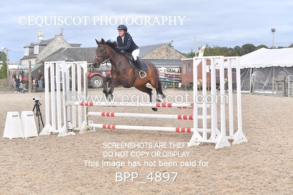 BPP_4897 - CLASS 4 Senior BritiNovice/ 90cm Open