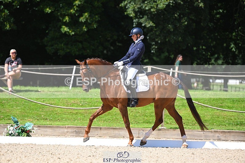 230811-115206-01095 - Cls 4 Adv Medium Silver