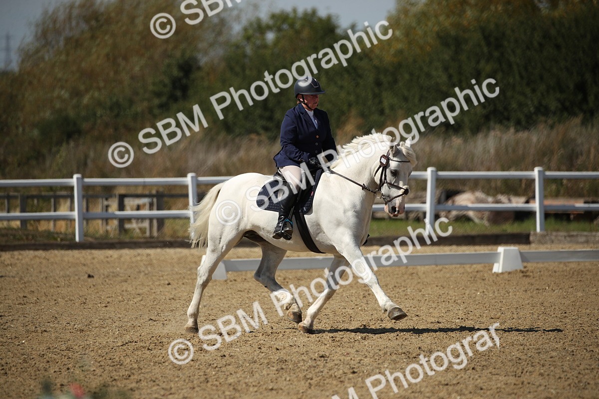 SBM_005800 - Class 11 - Novice 5 - 13.19-14.22