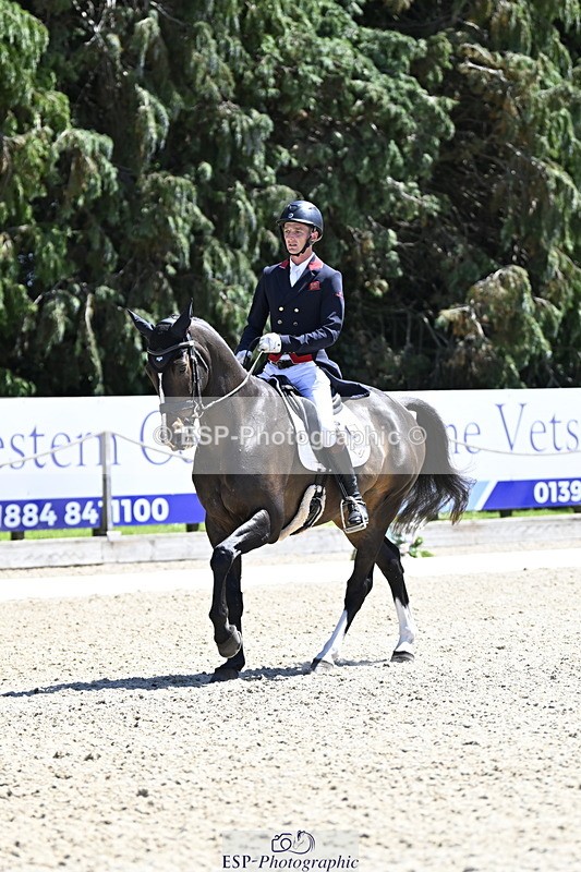 250522A-135902-04223 - D-404-Tom.Jackson-PLOT.TWIST.B