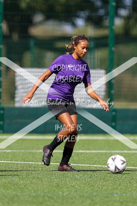 1DX30496 - 2025-09-13 FC Abbey Meads U17 Girls Purple V Cumnors U17 Girls