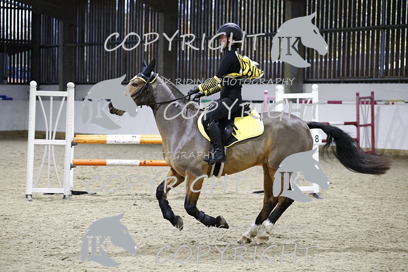 _T0A3772 - 1M Clear Round