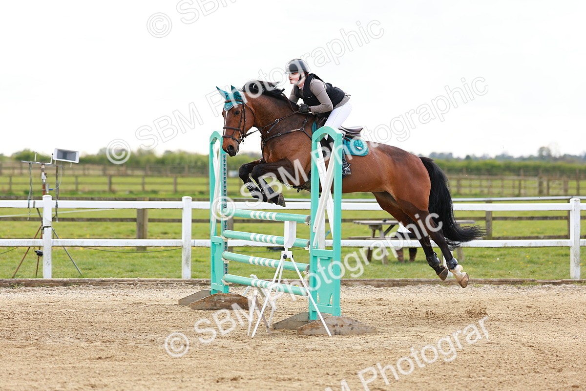 SBM_002600 - Class 5 - Senior Foxhunter - 1.20m