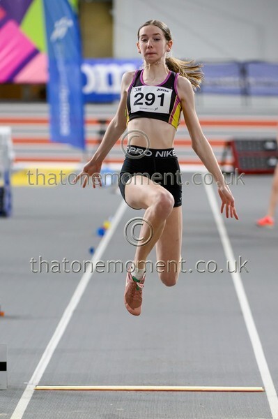 Age26SAT-926183 - Field Female