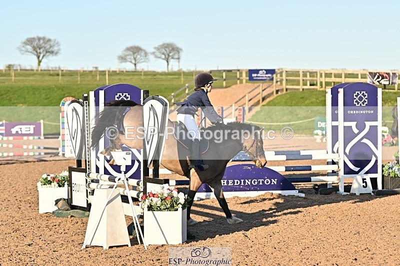 250401-183604-00723 - 80cm Classes