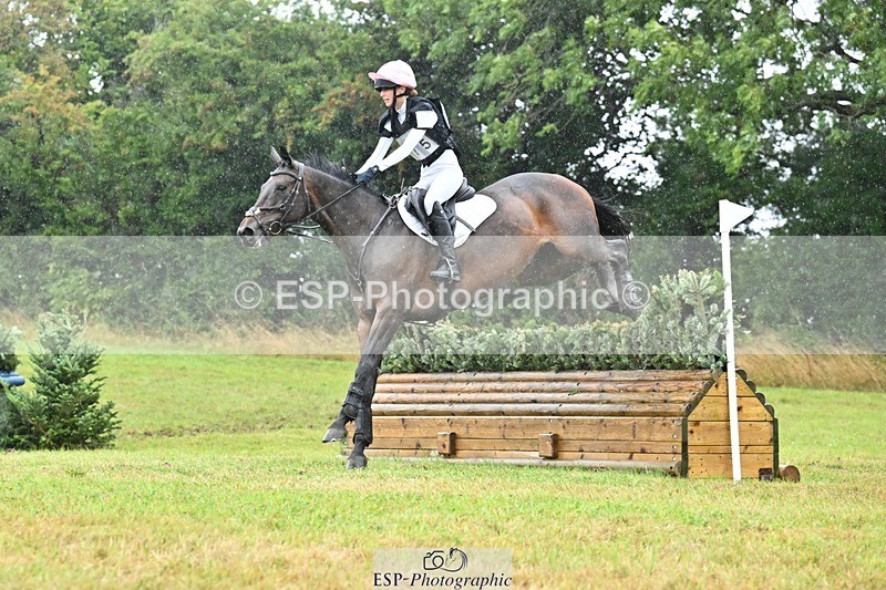 250830-152657-04844 - F-275-Eliza.Weekes