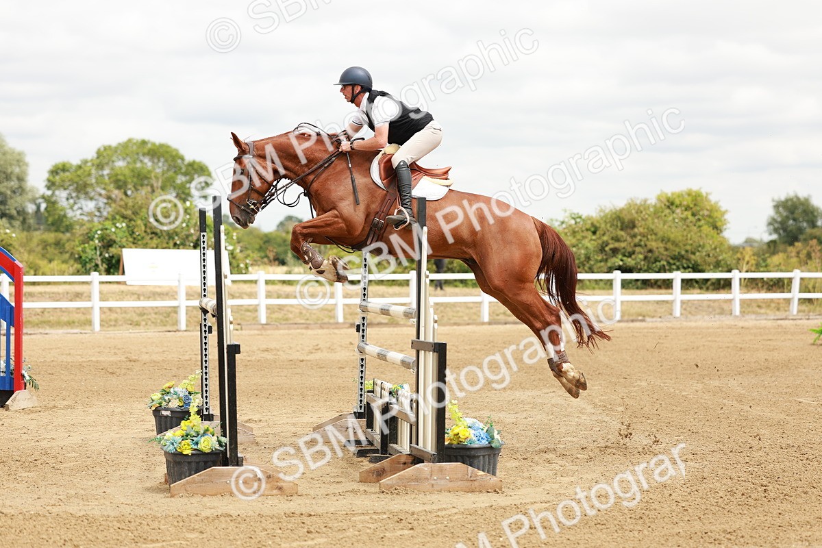 SBM_018288 - Class 21 - Senior Newcomers Championship 2d Rd