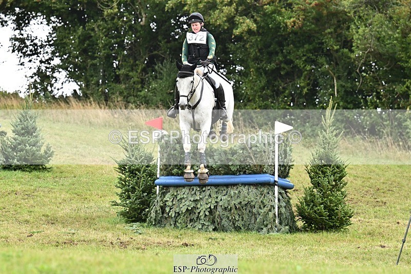 250831-114250-07829 - H-372-Caroline.Allan